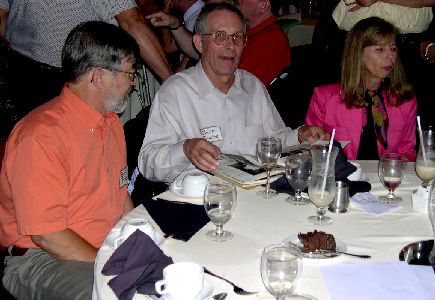group13a.jpg (32785 bytes)