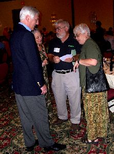 group1a.jpg (21831 bytes)