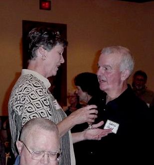 2group05.jpg (18165 bytes)